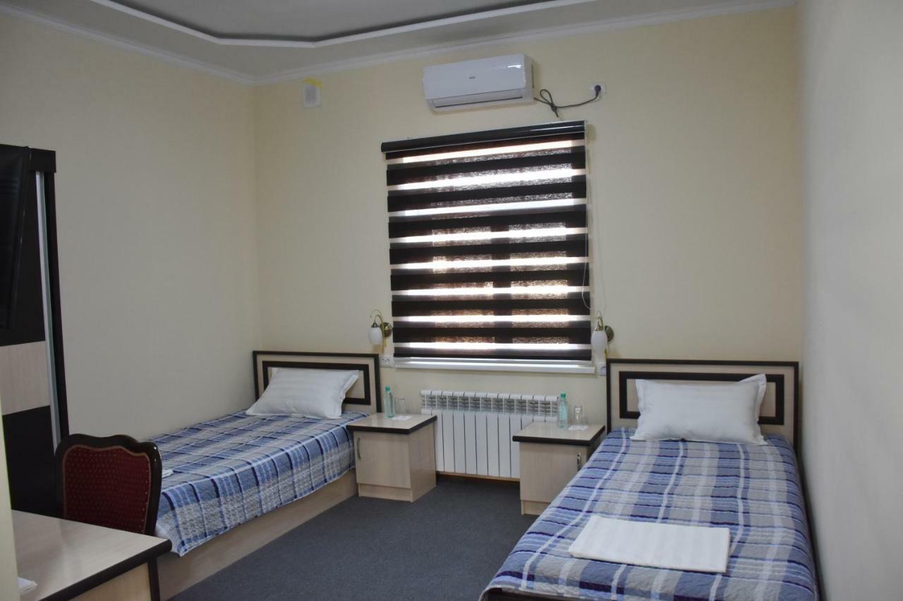 Hotel Aral Noukous Extérieur photo