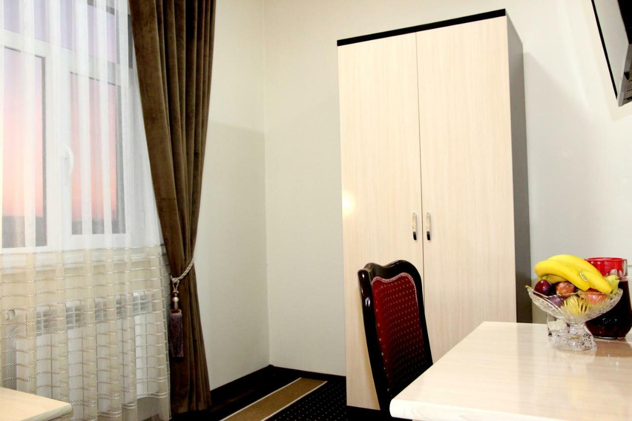 Hotel Aral Noukous Extérieur photo